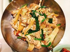 -弄堂里(西溪龙湖天街店)