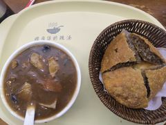 -穆彦华逍遥镇胡辣汤(岗坡路店)