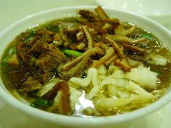 -花溪王记牛肉粉(四季花溪商场店)