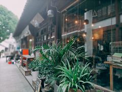 -贾老板缸肉馆(潮韵街店)