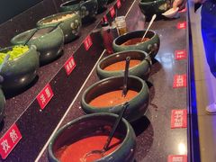 自助调料区-聚盛源蒸汽海鲜火锅烤肉自助(巨川金海岸购物广场店)