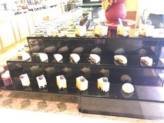 -大中华希尔顿酒店-念自助餐·嗨啤·小龙虾