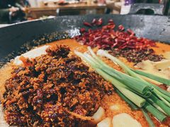 -周幺妹重庆老火锅(银泰城总店)