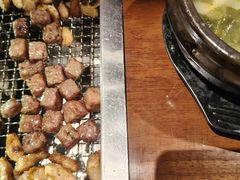 -肉甲韩国木炭烤肉(新壹街1店)