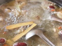 -濠轩阁特色生蚝火锅(水湾路店)