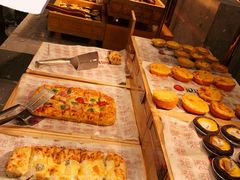 -山焱·炭火自助烤肉(周浦万达店)