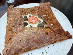 鸡蛋蘑菇熏肉荞麦可丽饼-RAC BAR(安福路店)