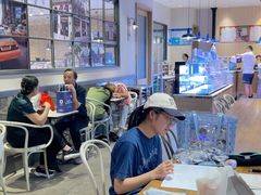 -巴黎贝甜(大宁国际商业广场店)