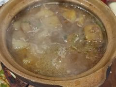 -阿润打边炉·鲜切鸡煲(华漕店)