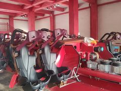 -七彩云南欢乐世界