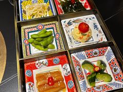 -山川小町·极番烧肉(新地假日广场店)