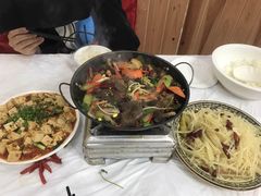 -乡土特色.冷锅鱼.牦牛肉汤锅