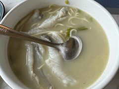 -上海大船酒店-沙滩餐厅
