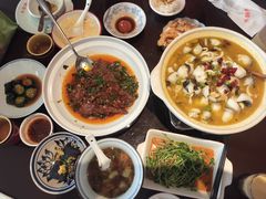 嫩炒牛肉-火宫殿·湘菜小吃·商务宴请·生日聚会(东塘店)