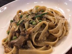 -WOLFGANG PUCK KITCHEN & BAR(迪士尼小镇店)