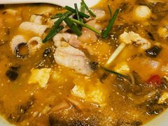 -江城小馆陕南妈妈菜·全球旅行餐厅(钟楼店)