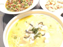 -香山湖家家宴(中山陵店)