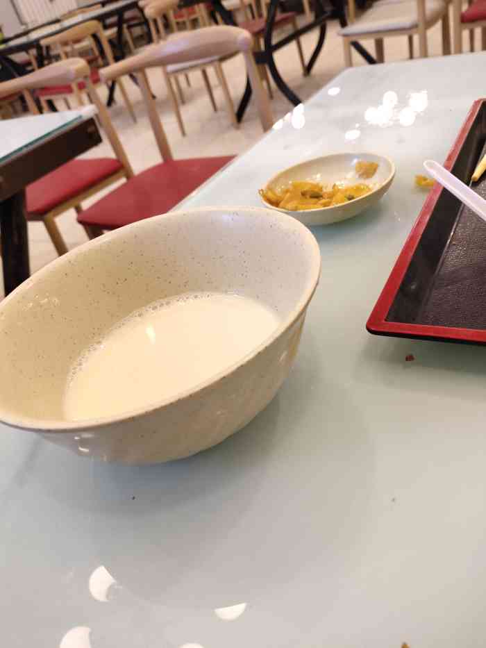 中山美食林(九华山路店)-"员工服务态度很不好,很不满意,饭卡丢了,.