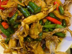 -鸿顺老铁锅美蛙鱼府(解放碑店)