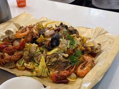 -老东镇啤酒屋海鲜加工·蒸汽海鲜·海鲜烧烤(台东店)