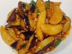 -关东小磨东北菜(上海长风大悦城店)