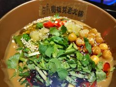 -宽板凳老灶火锅(南礼士路店)