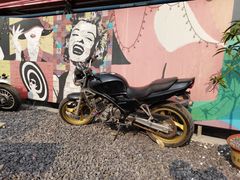 -广州白马服装市场