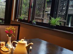 靠窗位-通安客栈中餐厅·何家小馆