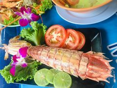-Thiw Soen Seafood Restaurant