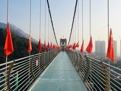 -客天下恐龙水晶玻璃桥