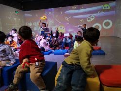 -小鸡哆哆故事屋·儿童乐园(嘉里城店)