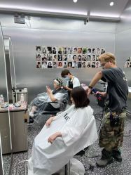 -Tloml salon