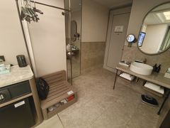 -广州天河体育中心美居酒店