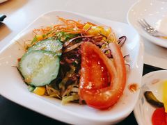 樱花屋沙拉-彩葉·樱花屋日本料理(动物园店)
