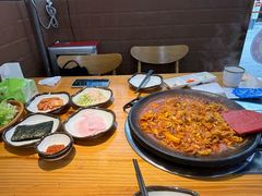 -红辣椒八爪鱼特色韩国料理专门店(远景路旗舰店)