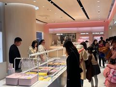 -好利来(上海长宁龙之梦店)
