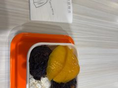 -满记甜品(优客百盛店)
