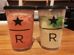 -星巴克(西藏路店)