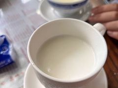 -周大娘牛乳(旧寨古村总店)