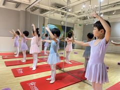 -炫艺舞蹈培训中心(枫尚奥特莱斯店)
