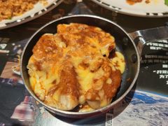 芝士肉酱焗饺子-開籠雀冰室(同和金铂店)