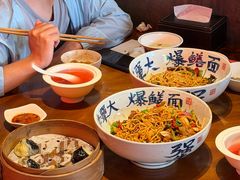 -李犟大爆鳝面·手工蟹黄包(湖滨西湖店)
