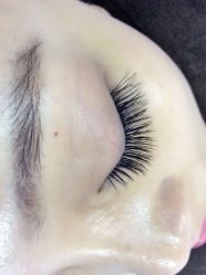 -Yolee雅妮容颜定制美睫·美甲