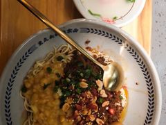 -呼啦面馆·头牌豌杂面(爱琴海店)