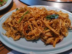 -山河屯铁锅炖(哈西站店)