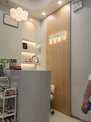 -进巍美甲美睫店