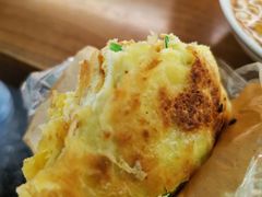 葱油蛋饼-老客满蛋饼(双塔市集店)
