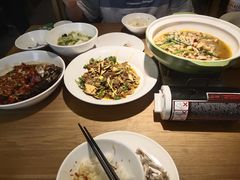香煎大鲫鱼-费大厨辣椒炒肉(新城吾悦广场店)