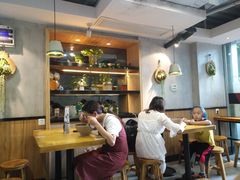 大堂-蒙自源小锅米线(金佰利店)