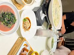 -梅花香里大酒店(郁金香路店)